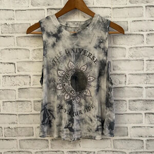 Women’s The Universe is on our Side boxy crop muscle Tank Top w/ acid wash, M